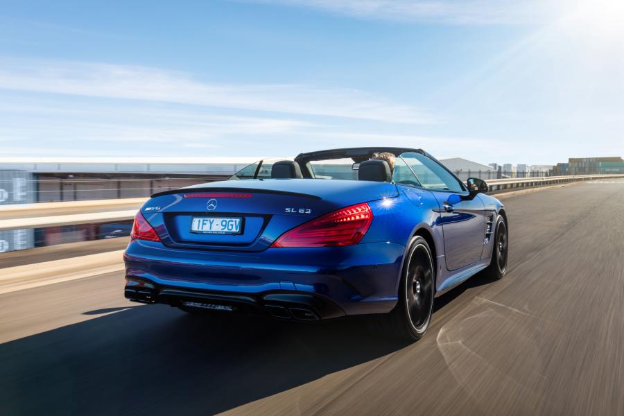  Mercedes-AMG SL63 2016 года  (AU) (фото 2 из 15)